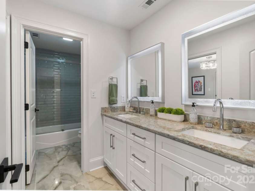 17819 John Connor Road, Cornelius, NC 28031.  MLS# CAR4253314, YatesRealty ID 10596. 