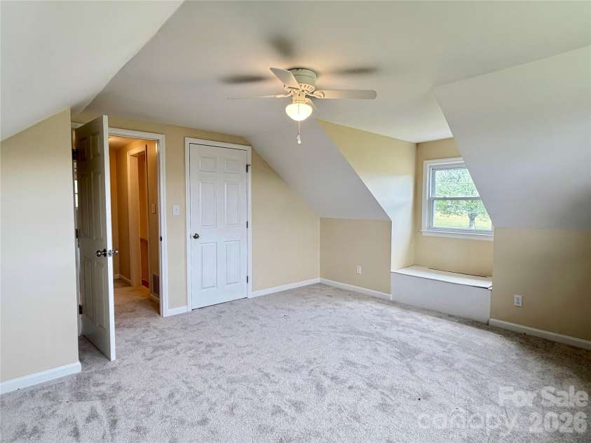 6257 NC 10 Highway, Hickory, NC 28602.  MLS# CAR4365992, YatesRealty ID 10596. 