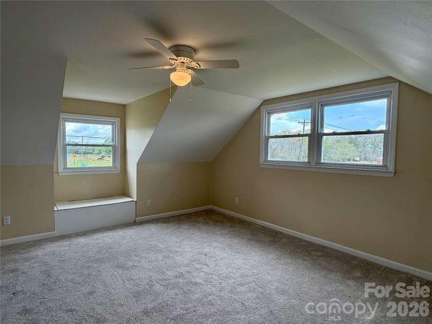 6257 NC 10 Highway, Hickory, NC 28602.  MLS# CAR4365992, YatesRealty ID 10596. 