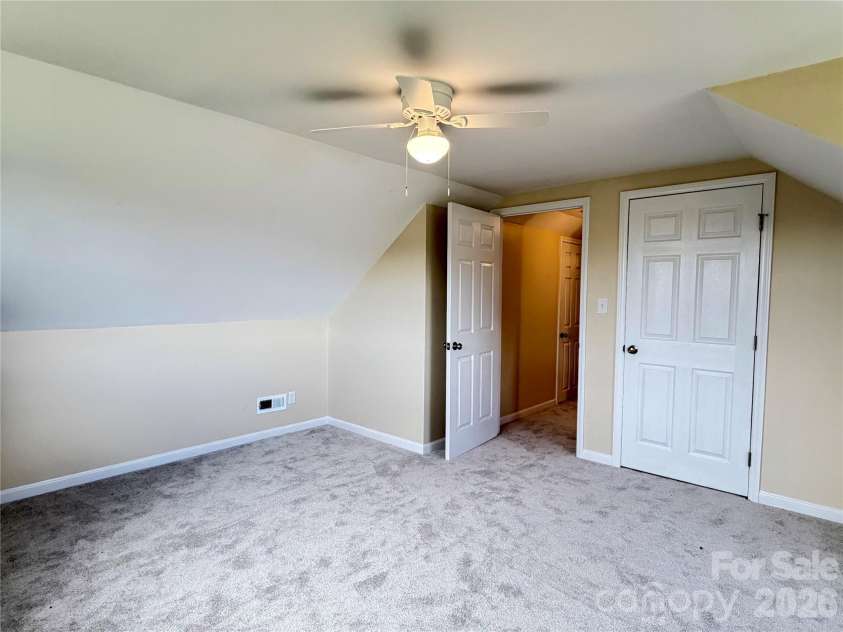 6257 NC 10 Highway, Hickory, NC 28602.  MLS# CAR4365992, YatesRealty ID 10596. 