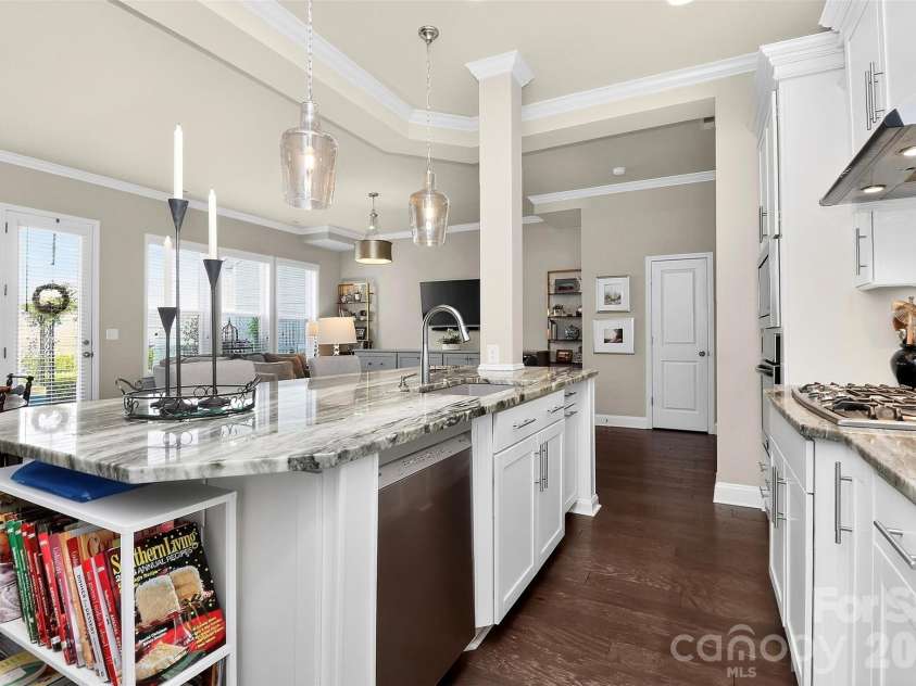 9106 Catherine Woods Place, Charlotte, NC 28277.  MLS# CAR4364118, YatesRealty ID 10597. 