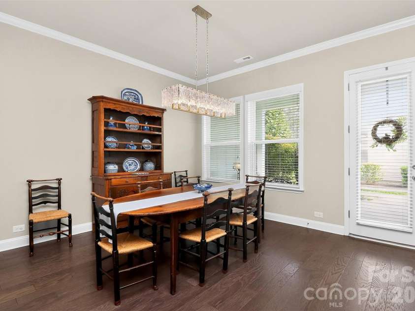 9106 Catherine Woods Place, Charlotte, NC 28277.  MLS# CAR4364118, YatesRealty ID 10597. 