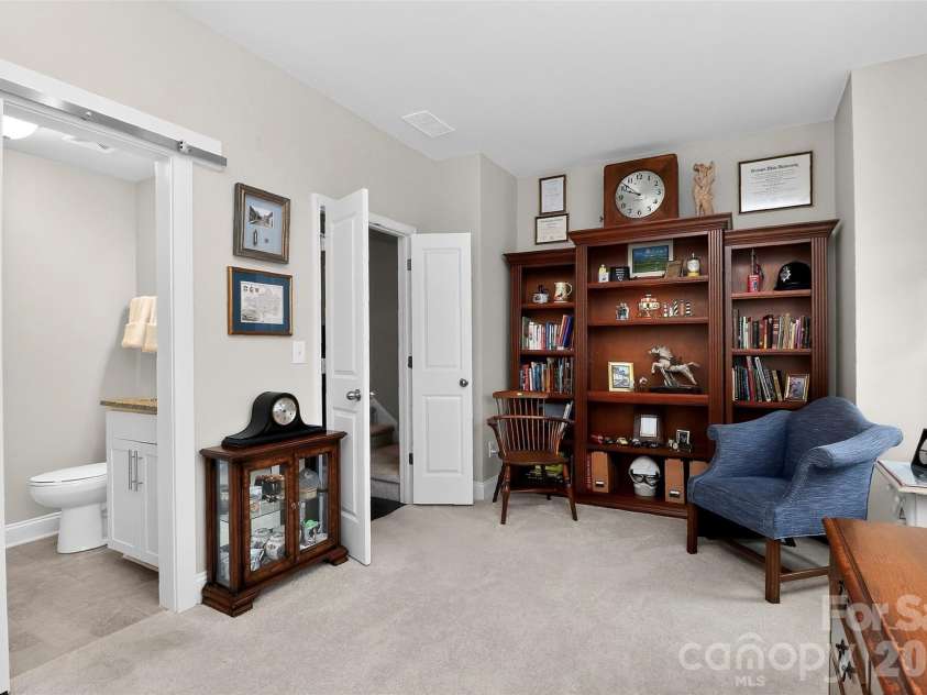 9106 Catherine Woods Place, Charlotte, NC 28277.  MLS# CAR4364118, YatesRealty ID 10597. 