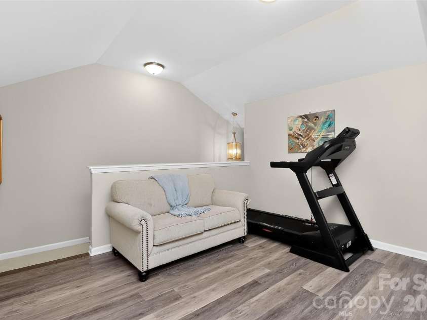9106 Catherine Woods Place, Charlotte, NC 28277.  MLS# CAR4364118, YatesRealty ID 10597. 
