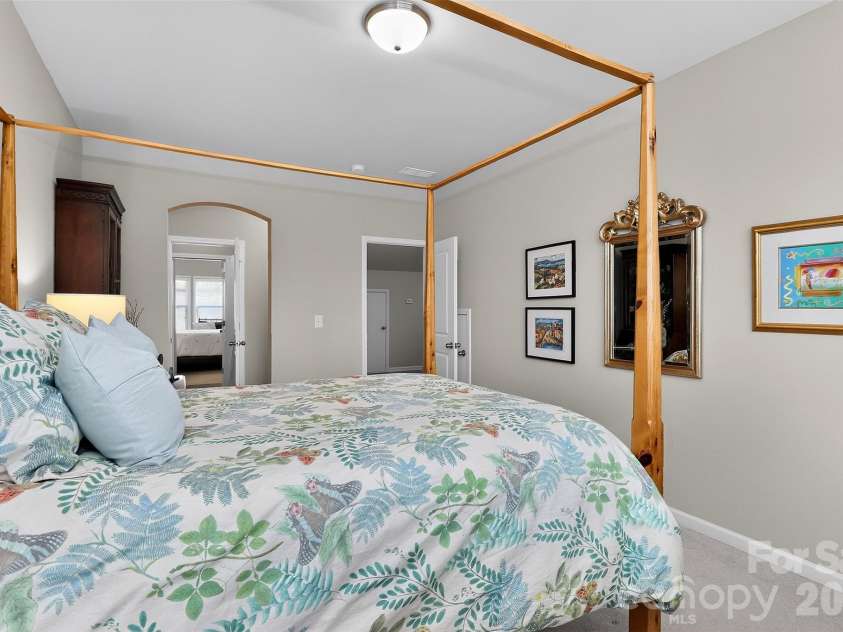9106 Catherine Woods Place, Charlotte, NC 28277.  MLS# CAR4364118, YatesRealty ID 10597. 