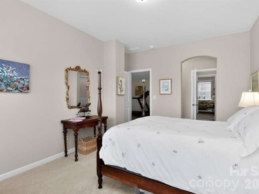 9106 Catherine Woods Place, Charlotte, NC 28277.  MLS# CAR4364118, YatesRealty ID 10597. 