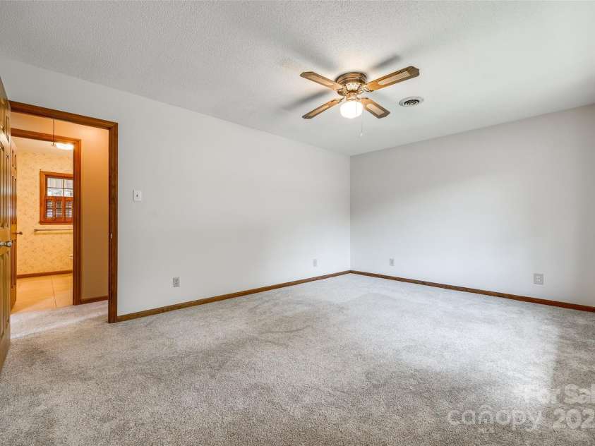 862 Eastwood Drive, Rock Hill, SC 29730.  MLS# CAR4247359, YatesRealty ID 10598. 