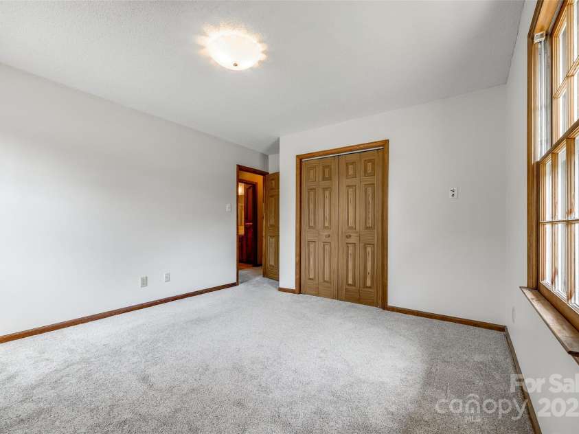 862 Eastwood Drive, Rock Hill, SC 29730.  MLS# CAR4247359, YatesRealty ID 10598. Front Bedroom Closet