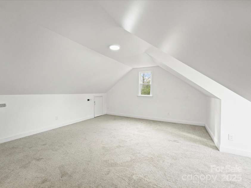 3453 Selwyn Avenue, Charlotte, NC 28209.  MLS# CAR4208971, YatesRealty ID 1060. Upper Level Bedroom 3