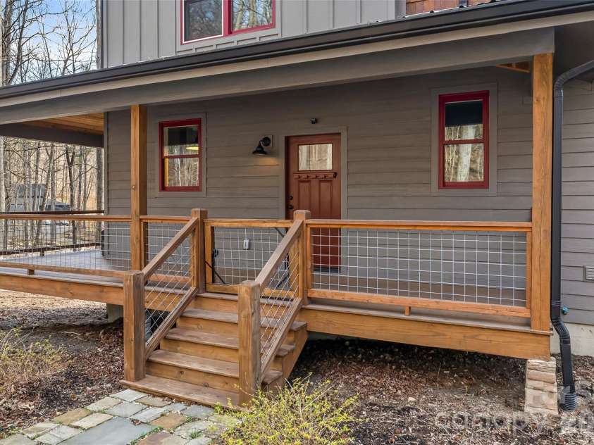 43 Clinchfield Gap Road, Marion, NC 28752.  MLS# CAR4338640, YatesRealty ID 1060. 