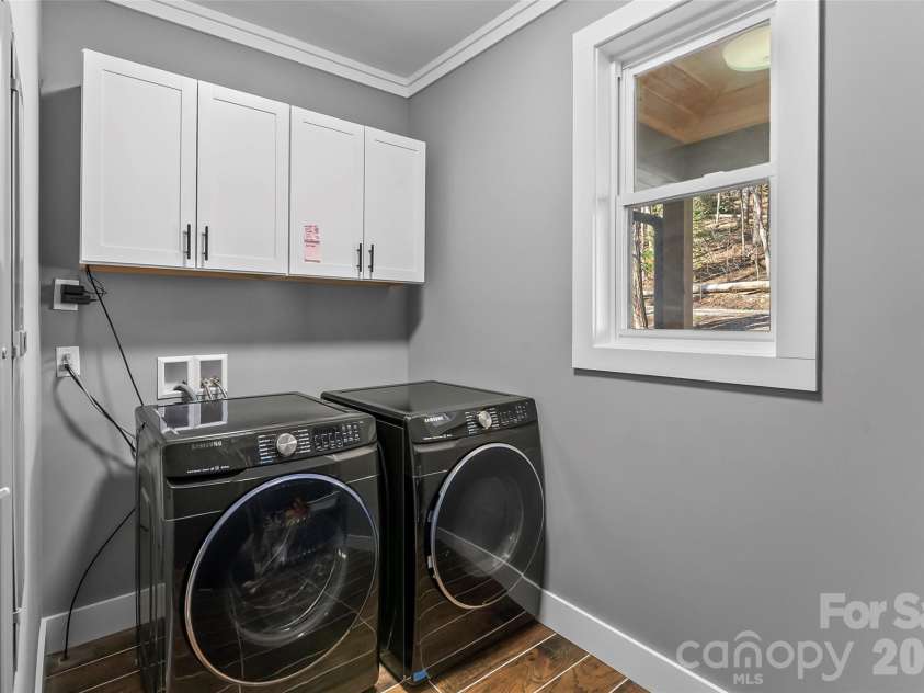 43 Clinchfield Gap Road, Marion, NC 28752.  MLS# CAR4338640, YatesRealty ID 1060. 