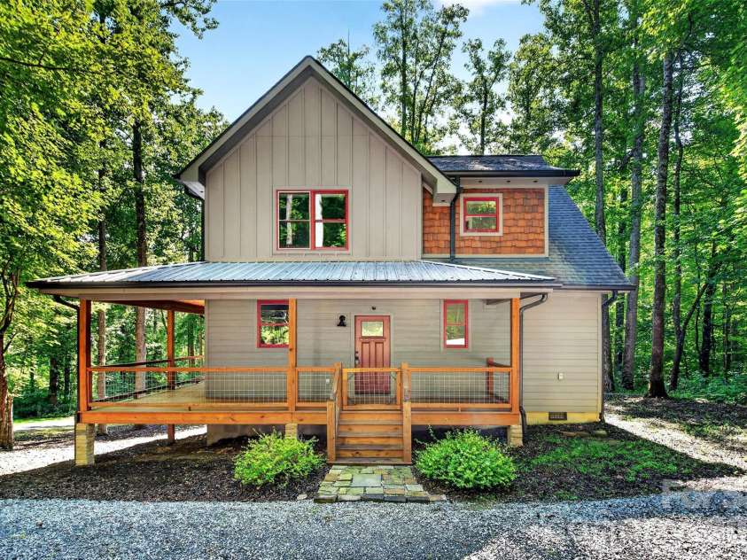 43 Clinchfield Gap Road, Marion, NC 28752.  MLS# CAR4411515, YatesRealty ID 1060. 