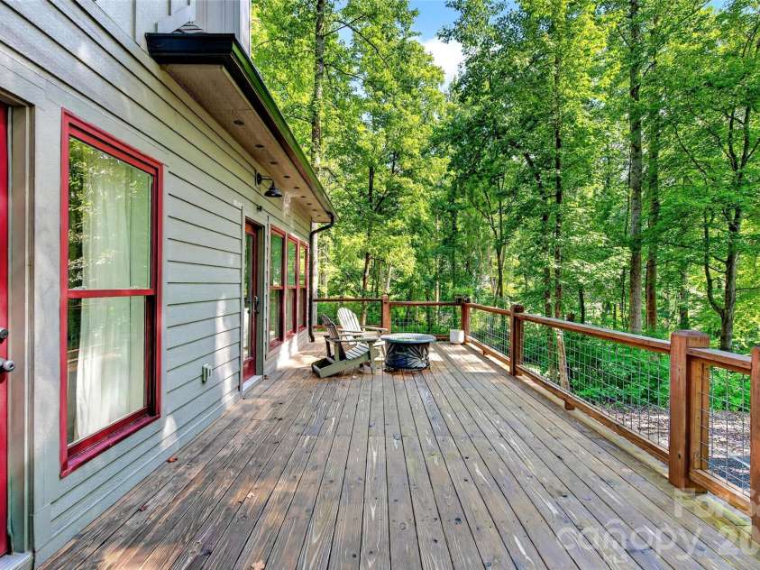 43 Clinchfield Gap Road, Marion, NC 28752.  MLS# CAR4411515, YatesRealty ID 1060. 
