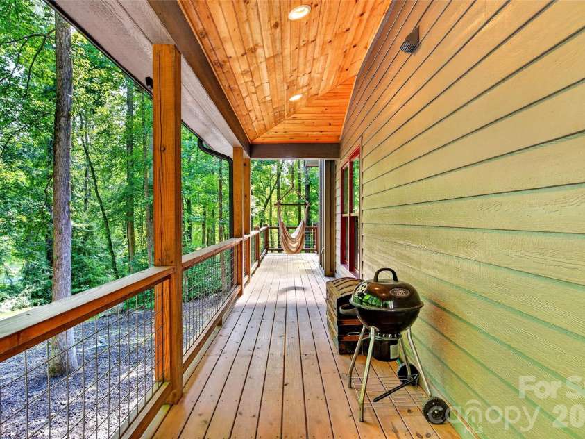 43 Clinchfield Gap Road, Marion, NC 28752.  MLS# CAR4411515, YatesRealty ID 1060. 