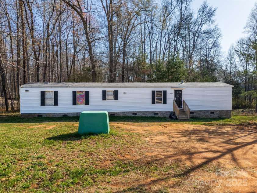 1076 Percy Lane, Rockwell, NC 28138.  MLS# CAR4241473, YatesRealty ID 10601. 