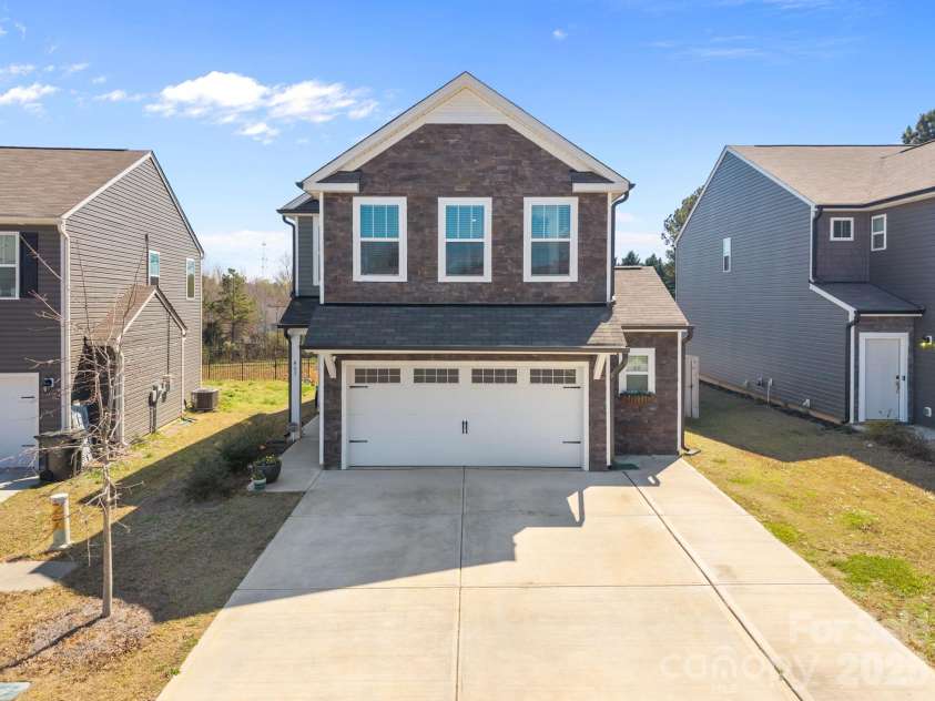 461 Brannon Meadows Drive, York, SC 29745.  MLS# CAR4357739, YatesRealty ID 10601. 