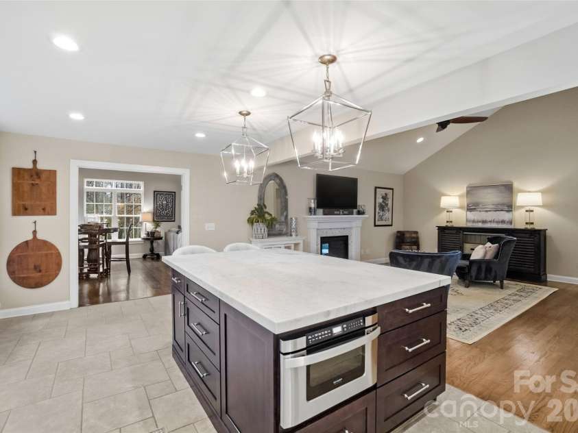 21428 John Pines Drive, Cornelius, NC 28031.  MLS# CAR4349491, YatesRealty ID 10602. 