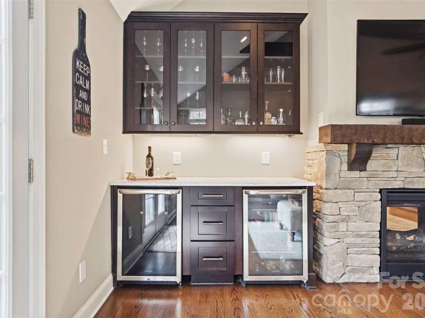 21428 John Pines Drive, Cornelius, NC 28031.  MLS# CAR4349491, YatesRealty ID 10602. 