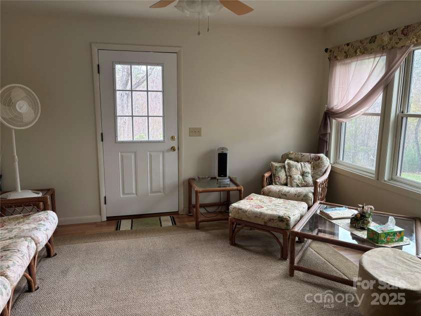 689 Henredon Plant Road, Spruce Pine, NC 28777.  MLS# CAR4247543, YatesRealty ID 10602. 
