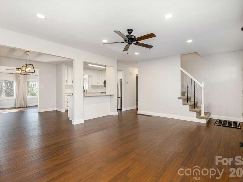 9 Justin Drive, Etowah, NC 28729.  MLS# CAR4363868, YatesRealty ID 10603. 