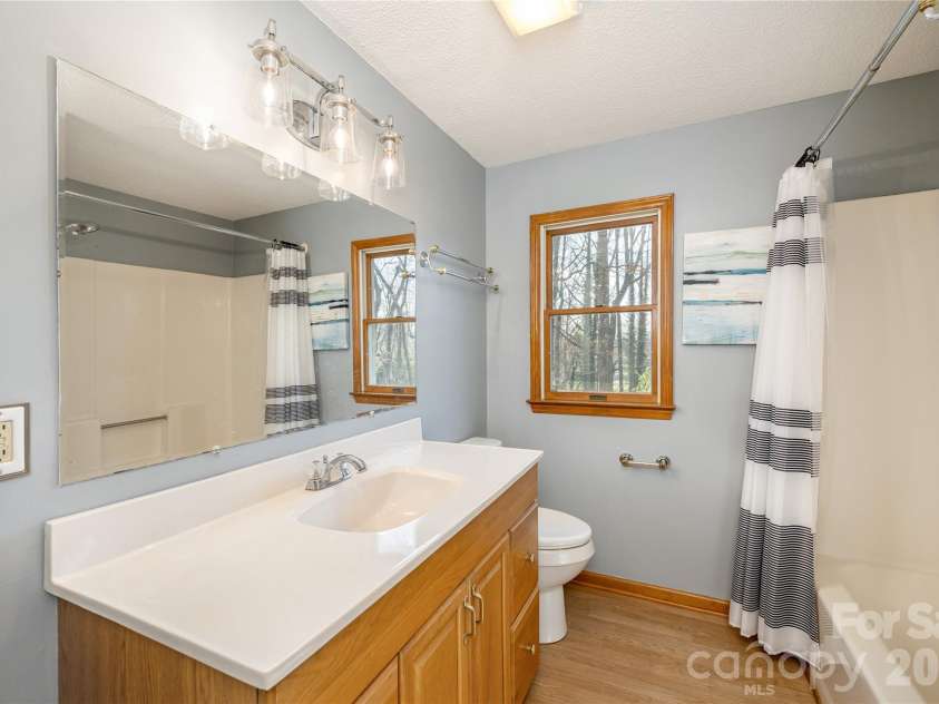 9 Justin Drive, Etowah, NC 28729.  MLS# CAR4363868, YatesRealty ID 10603. 