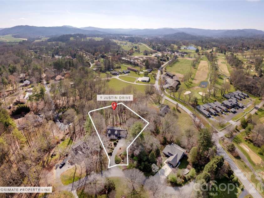 9 Justin Drive, Etowah, NC 28729.  MLS# CAR4363868, YatesRealty ID 10603. 