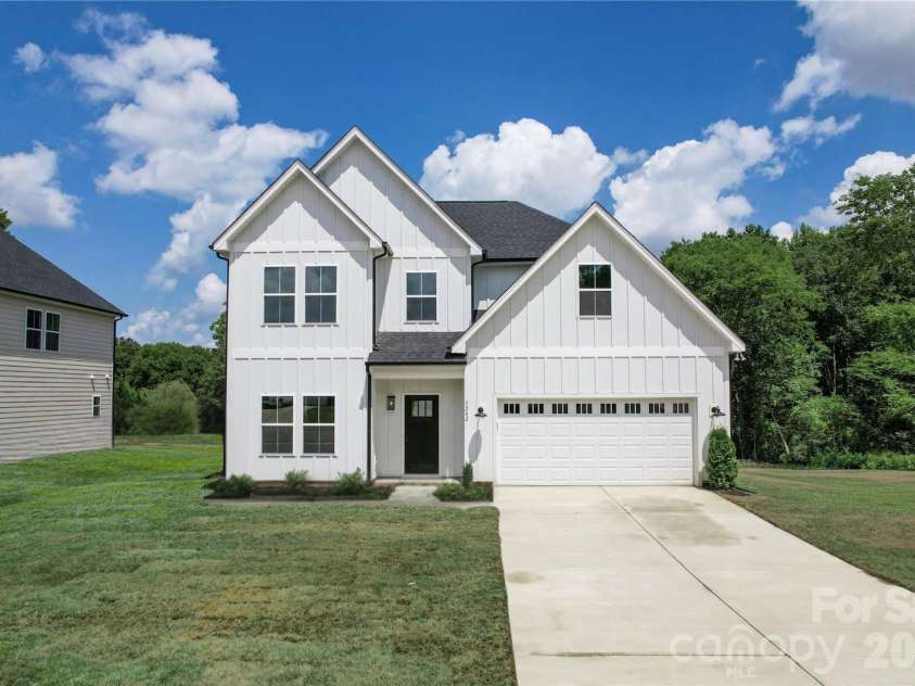 5242 Rocky River Crossing Road, Harrisburg, NC 28075.  MLS# CAR4285643, YatesRealty ID 10604. 
