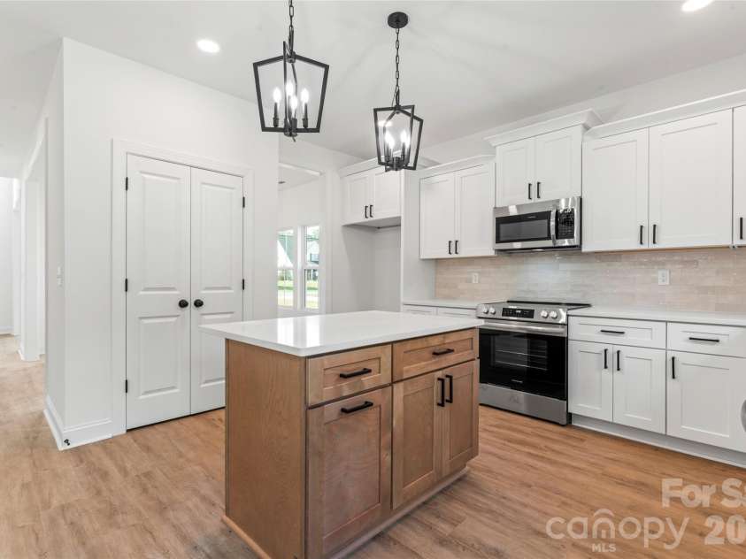 5242 Rocky River Crossing Road, Harrisburg, NC 28075.  MLS# CAR4285643, YatesRealty ID 10604. 