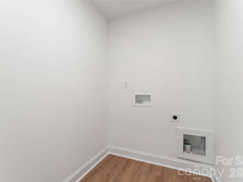 5242 Rocky River Crossing Road, Harrisburg, NC 28075.  MLS# CAR4285643, YatesRealty ID 10604. 