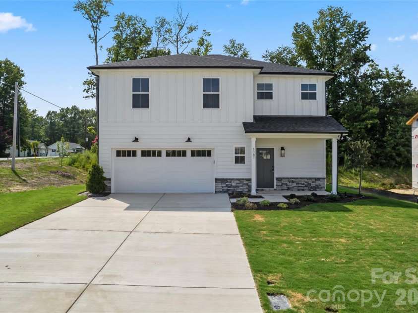 1305 Winged Way, Kannapolis, NC 28083.  MLS# CAR4295043, YatesRealty ID 10605. 