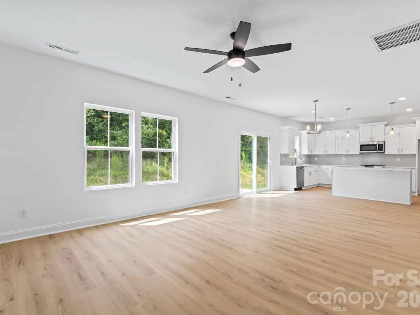 1305 Winged Way, Kannapolis, NC 28083.  MLS# CAR4295043, YatesRealty ID 10605. 