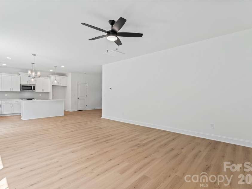 1305 Winged Way, Kannapolis, NC 28083.  MLS# CAR4295043, YatesRealty ID 10605. 