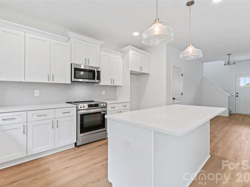 1305 Winged Way, Kannapolis, NC 28083.  MLS# CAR4295043, YatesRealty ID 10605. 