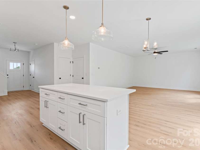 1305 Winged Way, Kannapolis, NC 28083.  MLS# CAR4295043, YatesRealty ID 10605. 