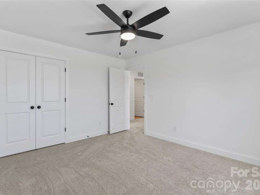 1305 Winged Way, Kannapolis, NC 28083.  MLS# CAR4295043, YatesRealty ID 10605. 