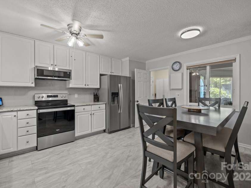 16070 Palawan Court, Tega Cay, SC 29708.  MLS# CAR4247112, YatesRealty ID 10606. 