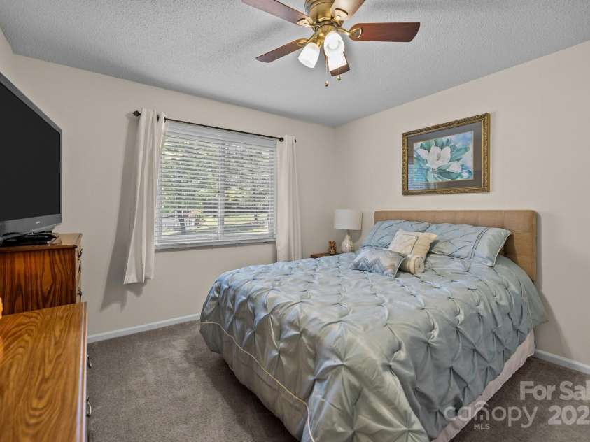 16070 Palawan Court, Tega Cay, SC 29708.  MLS# CAR4247112, YatesRealty ID 10606. 