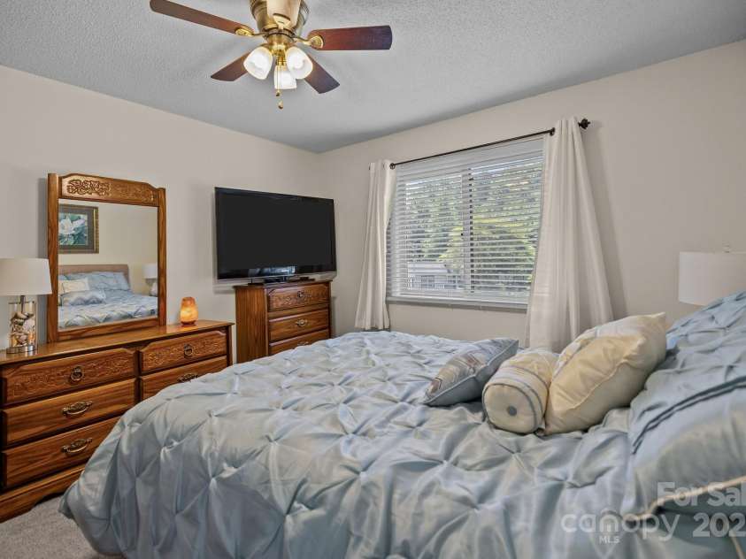 16070 Palawan Court, Tega Cay, SC 29708.  MLS# CAR4247112, YatesRealty ID 10606. 