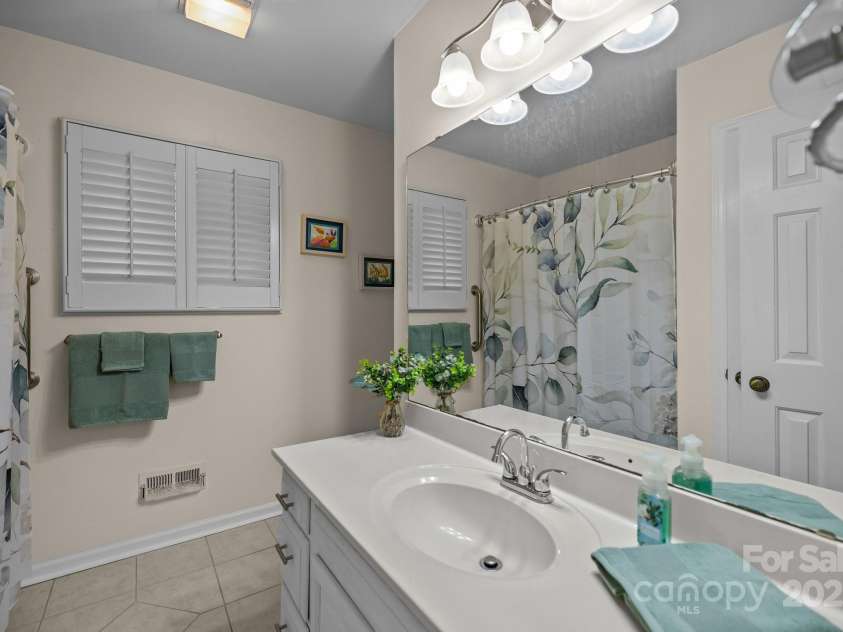 16070 Palawan Court, Tega Cay, SC 29708.  MLS# CAR4247112, YatesRealty ID 10606. 