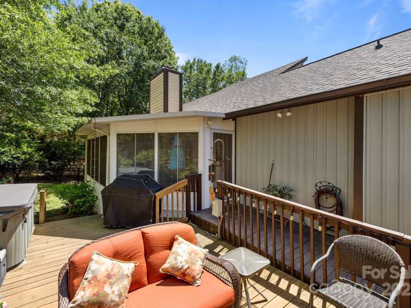 16070 Palawan Court, Tega Cay, SC 29708.  MLS# CAR4247112, YatesRealty ID 10606. 