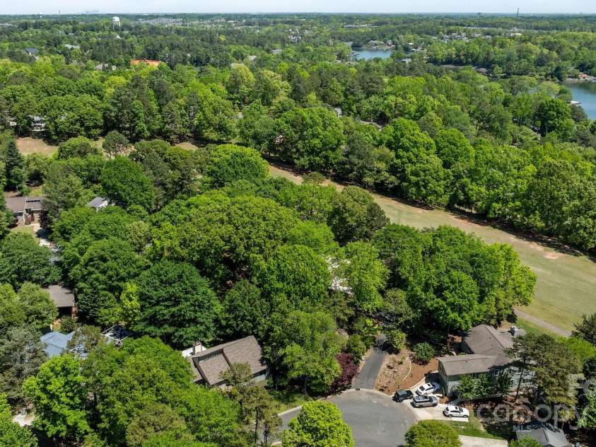 16070 Palawan Court, Tega Cay, SC 29708.  MLS# CAR4247112, YatesRealty ID 10606. 
