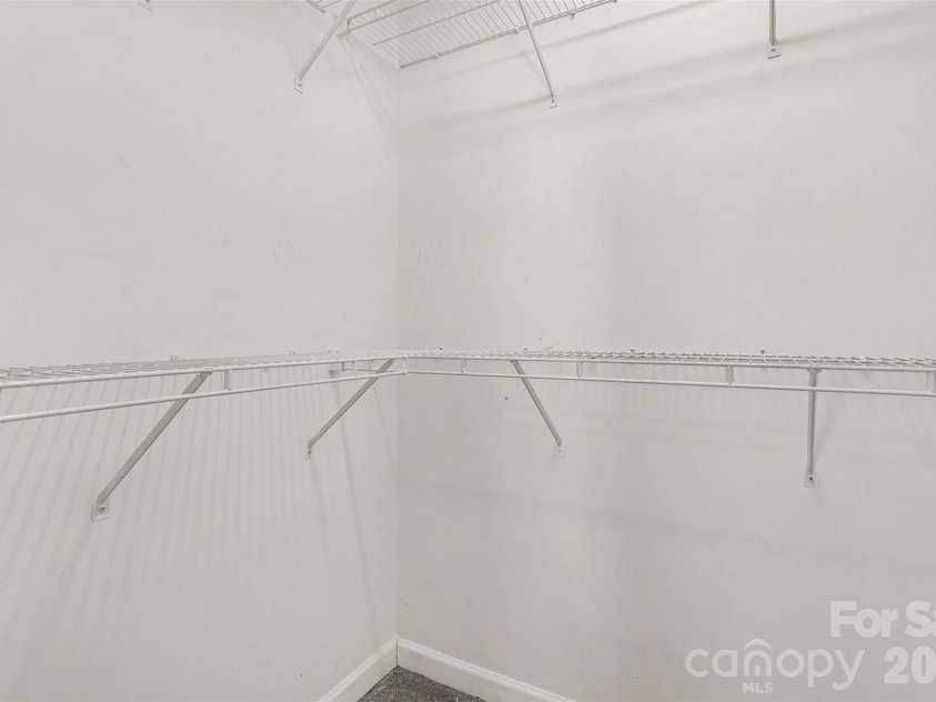 4557 Antelope Lane, Charlotte, NC 28269.  MLS# CAR4331221, YatesRealty ID 10606. 