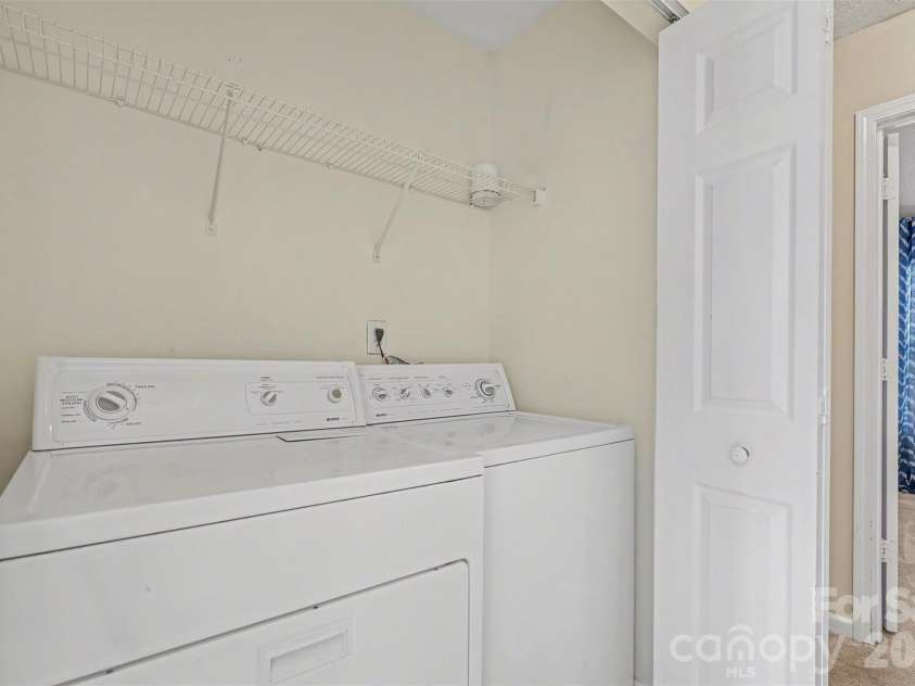 4557 Antelope Lane, Charlotte, NC 28269.  MLS# CAR4331221, YatesRealty ID 10606. 