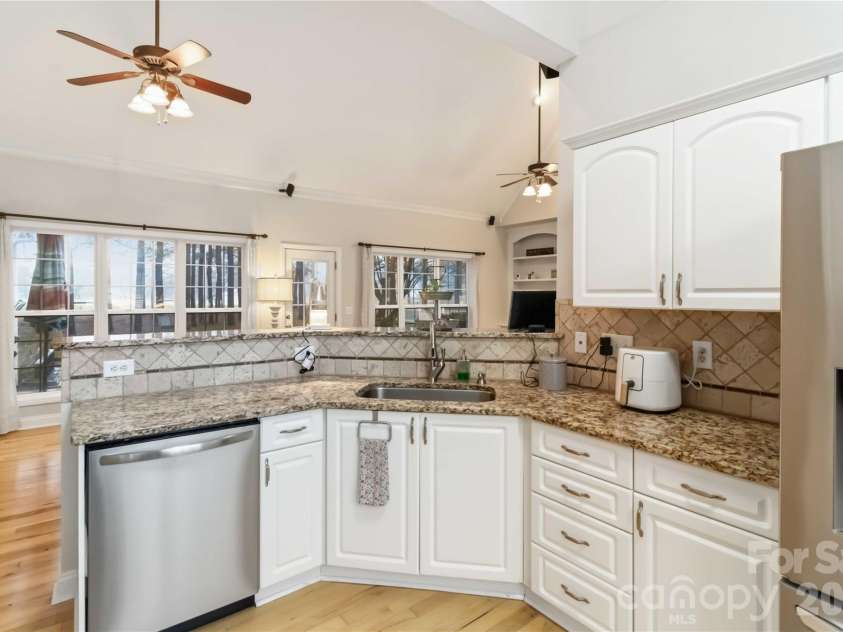 2140 Dolly Rose Drive, York, SC 29745.  MLS# CAR4352328, YatesRealty ID 10607. 