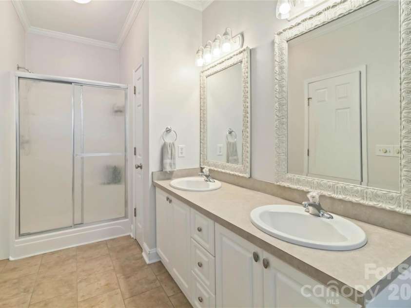 2140 Dolly Rose Drive, York, SC 29745.  MLS# CAR4352328, YatesRealty ID 10607. 