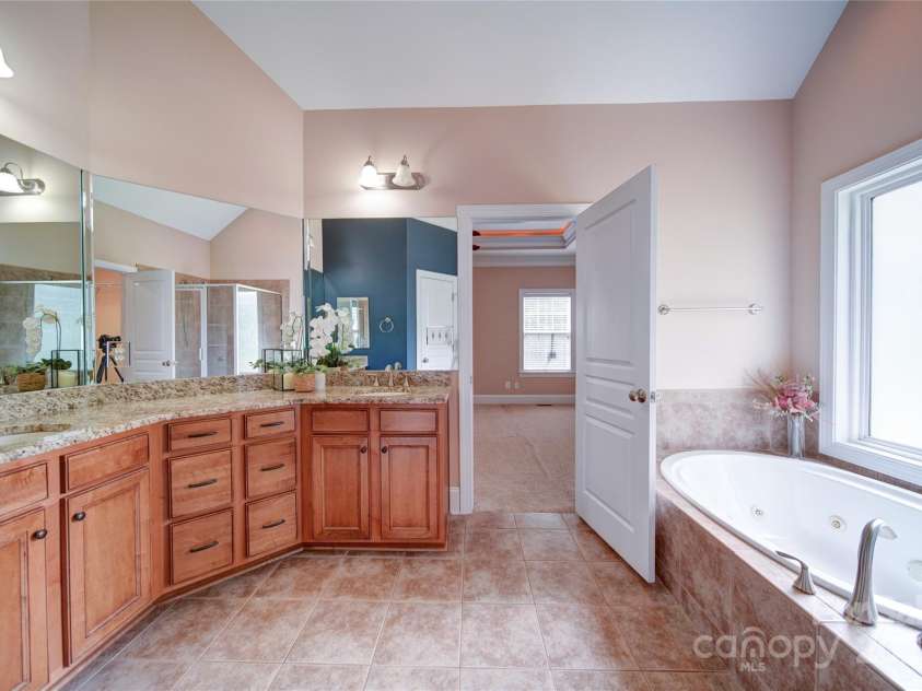 5038 Gatsby Circle, Rock Hill, SC 29732.  MLS# CAR4250362, YatesRealty ID 10608. 