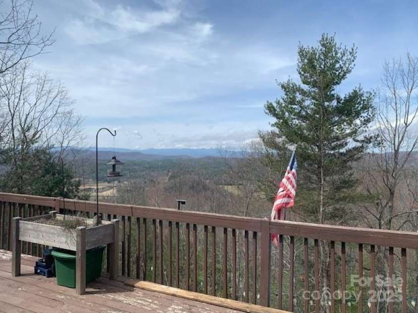 1474 HOLIDAY Drive, Hendersonville, NC 28739.  MLS# CAR4242849, YatesRealty ID 10609. ... JUST STEP INTO THE SKY ... MOST BEAUTIFUL