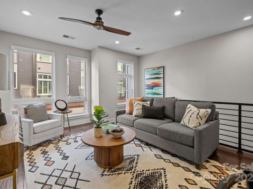 3655 Vallette Court, Charlotte, NC 28203.  MLS# CAR4235357, YatesRealty ID 10610. 