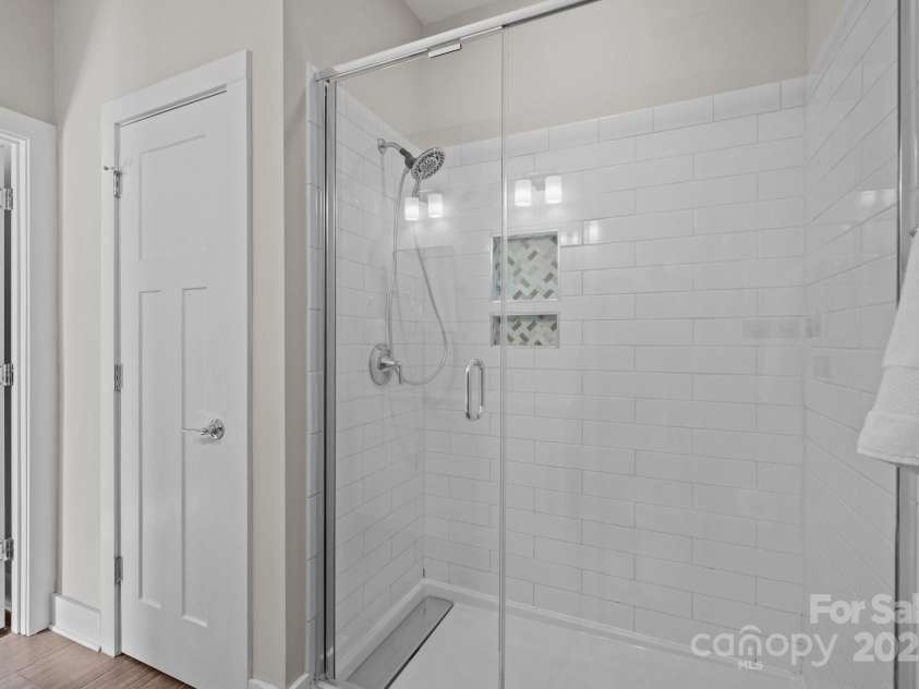 3655 Vallette Court, Charlotte, NC 28203.  MLS# CAR4235357, YatesRealty ID 10610. 