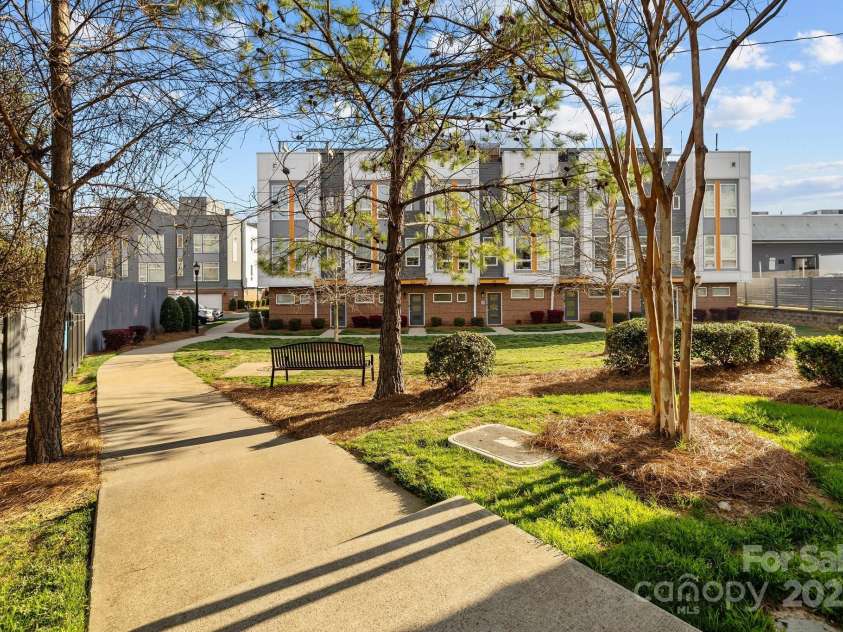 3655 Vallette Court, Charlotte, NC 28203.  MLS# CAR4235357, YatesRealty ID 10610. 